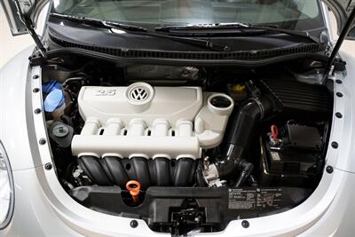 2007 Volkswagen New Beetle Convertible 2.5 PZEV - Photo 24 - Sylvania, OH 43560