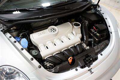 2007 Volkswagen New Beetle Convertible 2.5 PZEV - Photo 25 - Sylvania, OH 43560