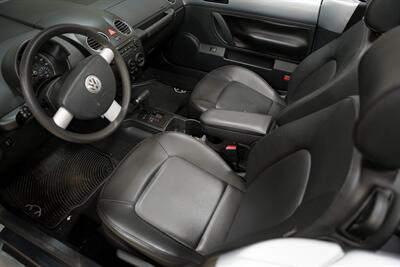 2007 Volkswagen New Beetle Convertible 2.5 PZEV - Photo 8 - Sylvania, OH 43560