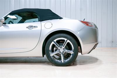 2007 Saturn SKY   - Photo 4 - Sylvania, OH 43560