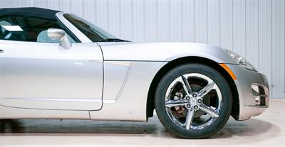 2007 Saturn SKY   - Photo 10 - Sylvania, OH 43560