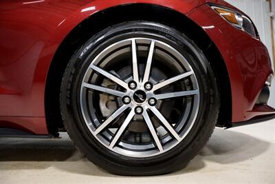 2016 Ford Mustang EcoBoost Premium - Photo 11 - Sylvania, OH 43560
