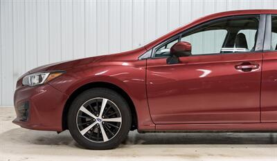 2019 Subaru Impreza Premium   - Photo 3 - Sylvania, OH 43560