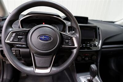 2019 Subaru Impreza Premium   - Photo 12 - Sylvania, OH 43560