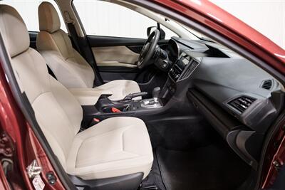 2019 Subaru Impreza Premium   - Photo 21 - Sylvania, OH 43560