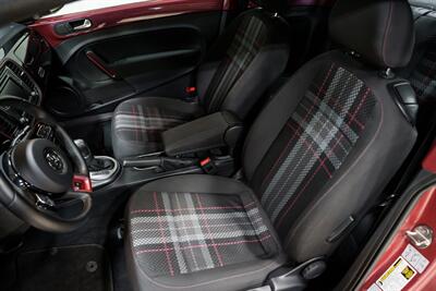 2017 Volkswagen Beetle-Classic #PinkBeetle   - Photo 15 - Sylvania, OH 43560