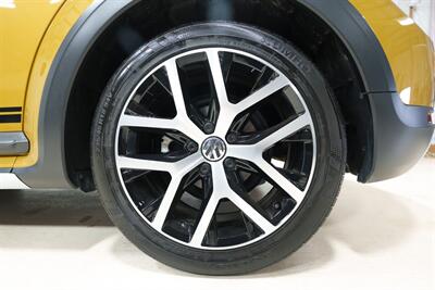 2017 Volkswagen Beetle Convertible 1.8T Dune  Dune Edition - Photo 7 - Sylvania, OH 43560
