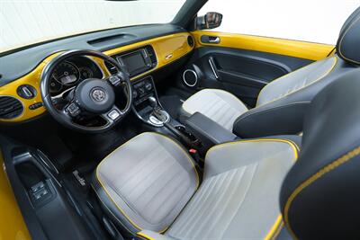 2017 Volkswagen Beetle Convertible 1.8T Dune  Dune Edition - Photo 18 - Sylvania, OH 43560