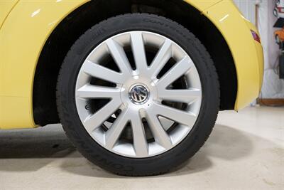 2008 Volkswagen Beetle S - Photo 7 - Sylvania, OH 43560