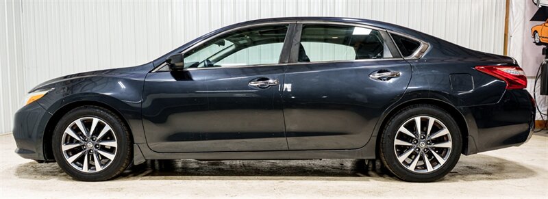 2017 Nissan Altima 2.5  SV