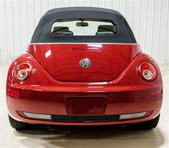 2009 Volkswagen New Beetle Convertible   - Photo 6 - Sylvania, OH 43560