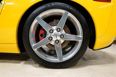 2005 Chevrolet Corvette   - Photo 8 - Sylvania, OH 43560