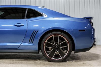 2013 Chevrolet Camaro SS  Hot Wheels Edition - Photo 4 - Sylvania, OH 43560