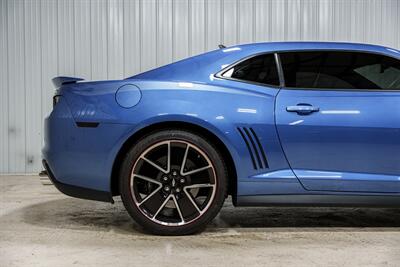 2013 Chevrolet Camaro SS  Hot Wheels Edition - Photo 27 - Sylvania, OH 43560