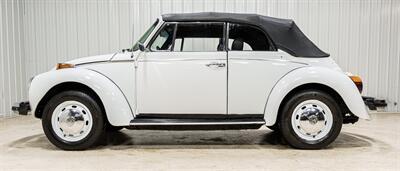 1979 Volkswagen Beetle-Classic Convertible   - Photo 2 - Sylvania, OH 43560