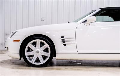 2005 Chrysler Crossfire Limited - Photo 3 - Sylvania, OH 43560
