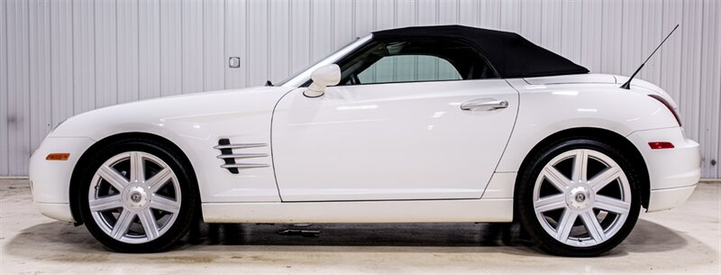 2005 Chrysler Crossfire Limited  