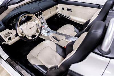 2005 Chrysler Crossfire Limited - Photo 8 - Sylvania, OH 43560