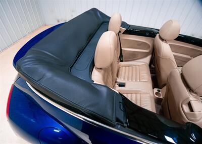 2013 Volkswagen Beetle Convertible Turbo PZEV   - Photo 19 - Sylvania, OH 43560