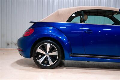 2013 Volkswagen Beetle Convertible Turbo PZEV   - Photo 10 - Sylvania, OH 43560