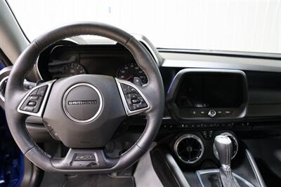 2017 Chevrolet Camaro 2LT RS - Photo 12 - Sylvania, OH 43560