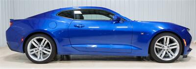 2017 Chevrolet Camaro 2LT RS - Photo 19 - Sylvania, OH 43560
