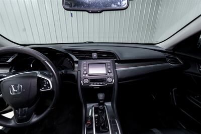2020 Honda Civic LX   - Photo 12 - Sylvania, OH 43560