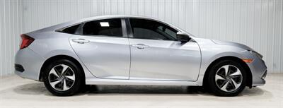 2020 Honda Civic LX   - Photo 7 - Sylvania, OH 43560