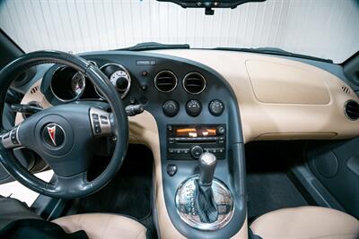 2007 Pontiac Solstice   - Photo 16 - Sylvania, OH 43560