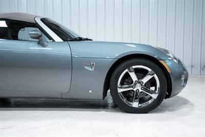 2007 Pontiac Solstice   - Photo 11 - Sylvania, OH 43560