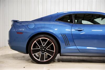 2013 Chevrolet Camaro SS  Hot Wheels Edition - Photo 20 - Sylvania, OH 43560