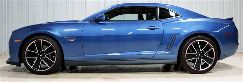 2013 Chevrolet Camaro SS  Hot Wheels Edition