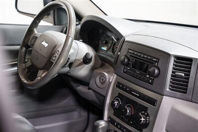2005 Jeep Grand Cherokee Laredo 4dr Laredo - Photo 22 - Sylvania, OH 43560