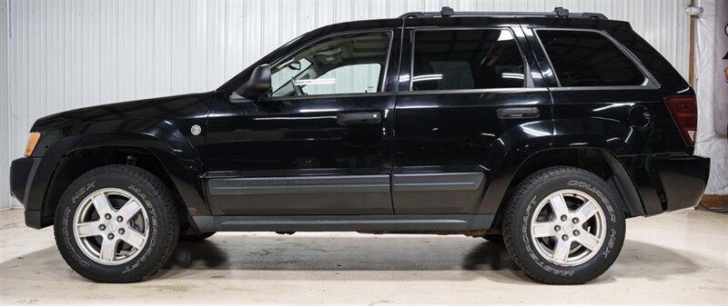 2005 Jeep Grand Cherokee Laredo 4dr Laredo  