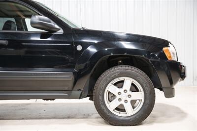 2005 Jeep Grand Cherokee Laredo 4dr Laredo - Photo 17 - Sylvania, OH 43560