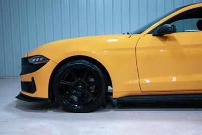 2018 Ford Mustang EcoBoost   - Photo 4 - Sylvania, OH 43560
