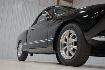1970 Volkswagen Karmann Ghia   - Photo 142 - Sylvania, OH 43560