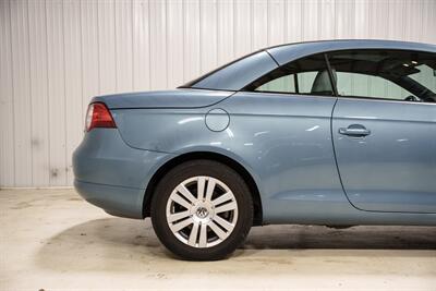 2009 Volkswagen Eos Komfort - Photo 21 - Sylvania, OH 43560