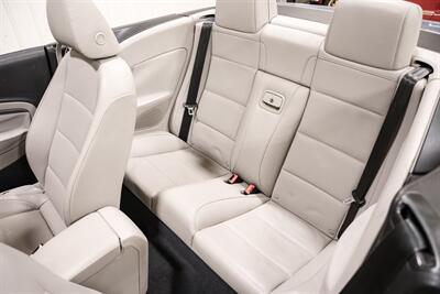 2009 Volkswagen Eos Komfort - Photo 12 - Sylvania, OH 43560
