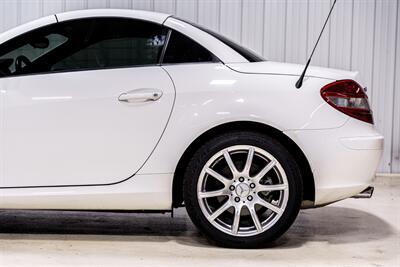 2005 Mercedes-Benz SLK SLK 350 - Photo 4 - Sylvania, OH 43560
