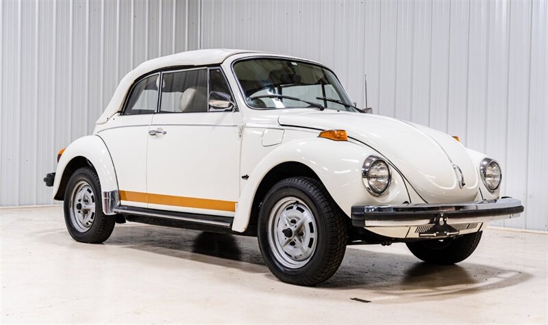 1977 Volkswagen Beetle-Classic  