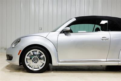 2013 Volkswagen Beetle Convertible 2.5L PZEV   - Photo 14 - Sylvania, OH 43560