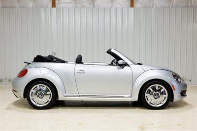 2013 Volkswagen Beetle Convertible 2.5L PZEV   - Photo 2 - Sylvania, OH 43560