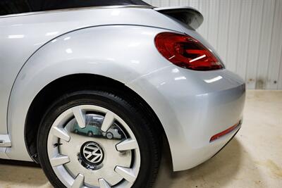 2013 Volkswagen Beetle Convertible 2.5L PZEV   - Photo 80 - Sylvania, OH 43560