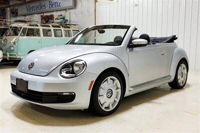 2013 Volkswagen Beetle Convertible 2.5L PZEV   - Photo 10 - Sylvania, OH 43560