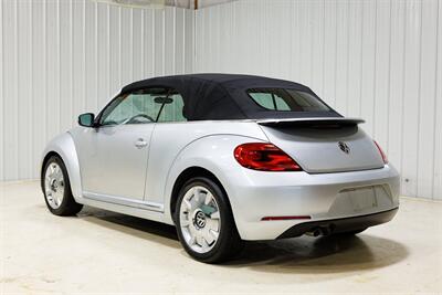 2013 Volkswagen Beetle Convertible 2.5L PZEV   - Photo 7 - Sylvania, OH 43560