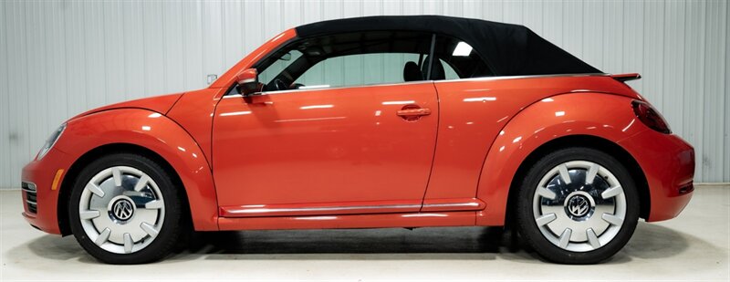 2017 Volkswagen Beetle Convertible 1.8T S  