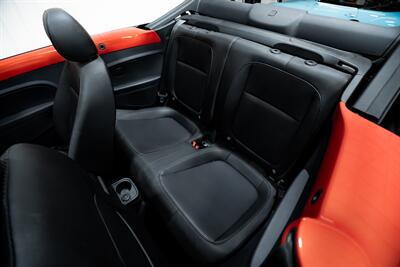 2017 Volkswagen Beetle Convertible 1.8T S   - Photo 14 - Sylvania, OH 43560