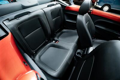 2017 Volkswagen Beetle Convertible 1.8T S   - Photo 16 - Sylvania, OH 43560