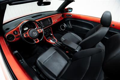 2017 Volkswagen Beetle Convertible 1.8T S   - Photo 13 - Sylvania, OH 43560
